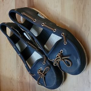 Crocs slide on shoe size 9